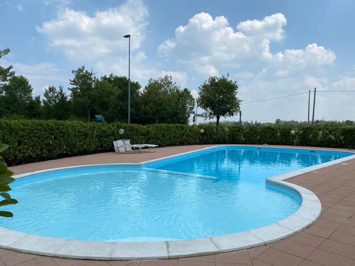 Apartament La Lanterna - In Con Piscina Desenzano del Garda